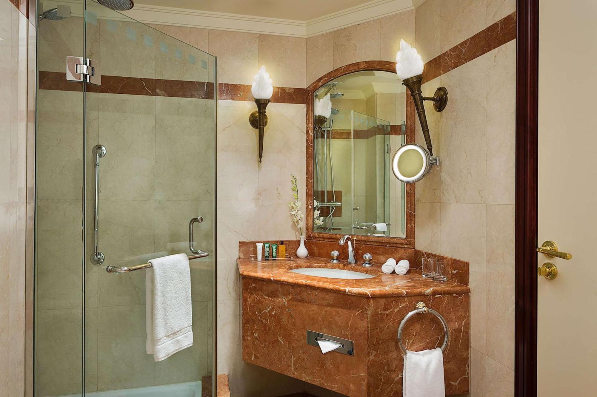 Habtoor Metropolitan Palace Hotel Bejrút Kültér fotó