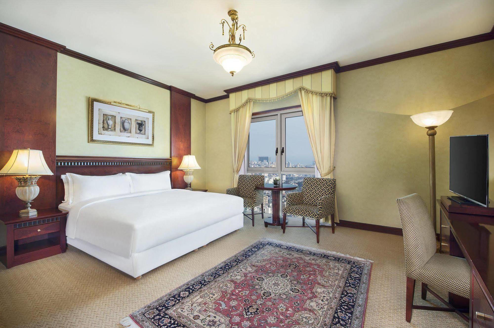 Habtoor Metropolitan Palace Hotel Bejrút Kültér fotó